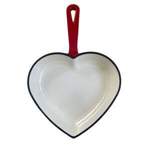 Smith & Clark Ironworks 9 in. Enameled Cast Iron Heart Valentine's Day Skillet